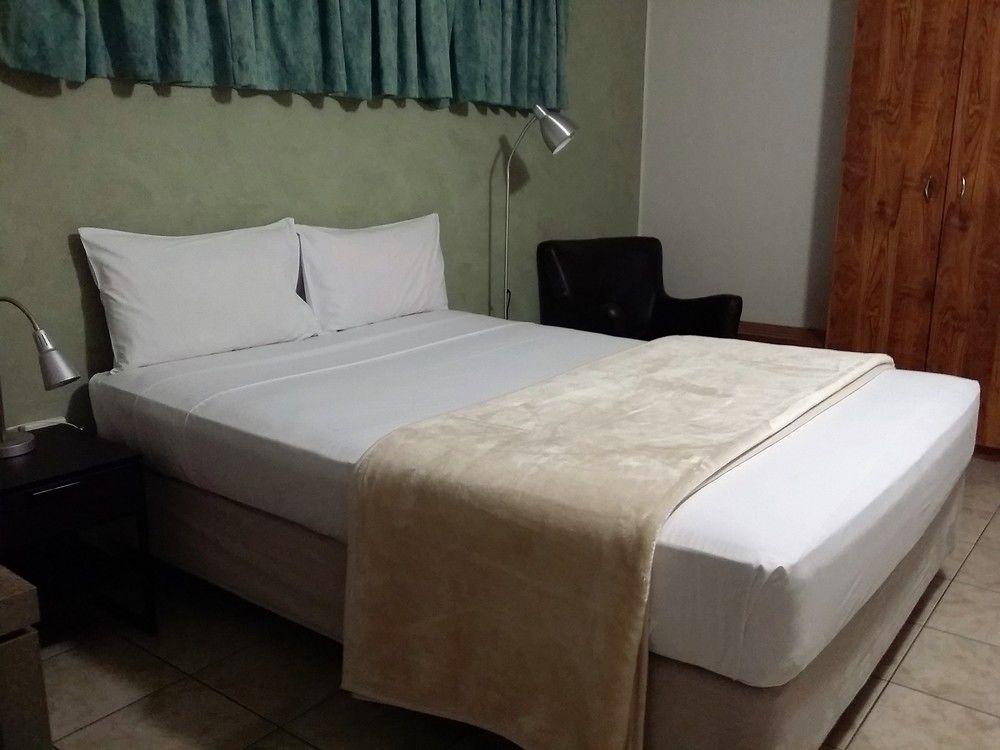 Galaxy Mackay Motor Inn Екстер'єр фото
