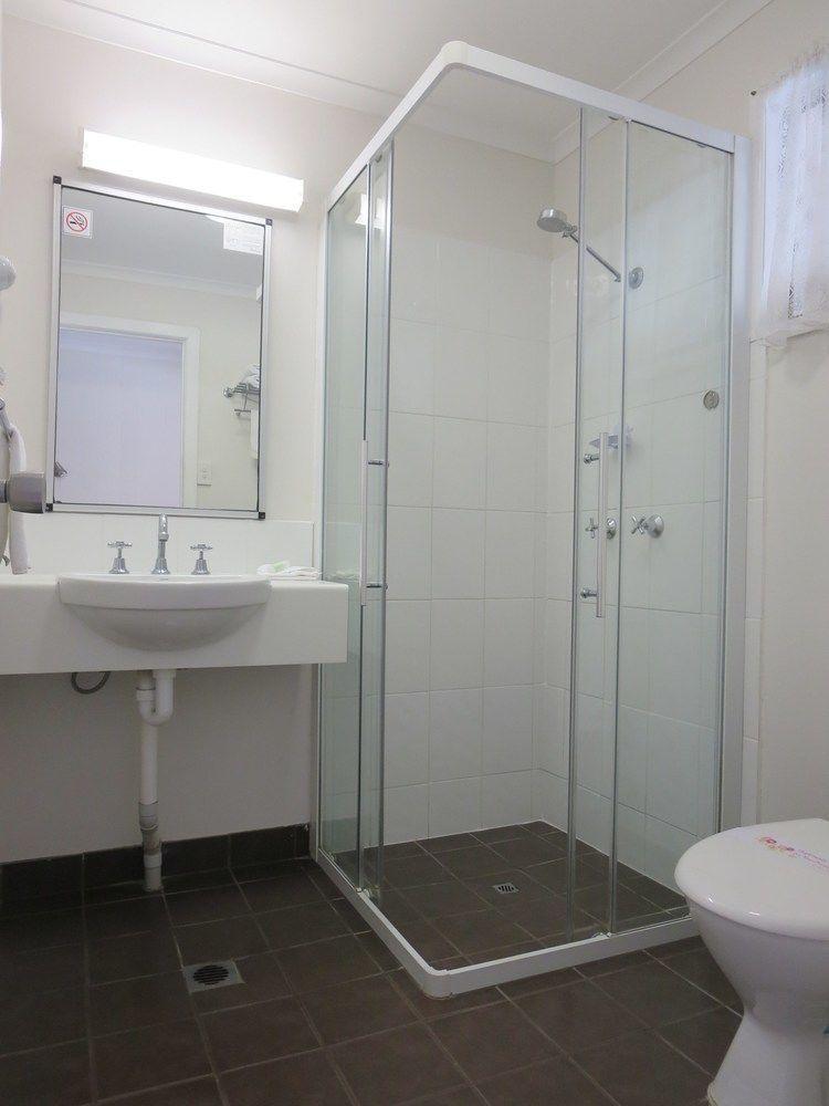 Galaxy Mackay Motor Inn Екстер'єр фото