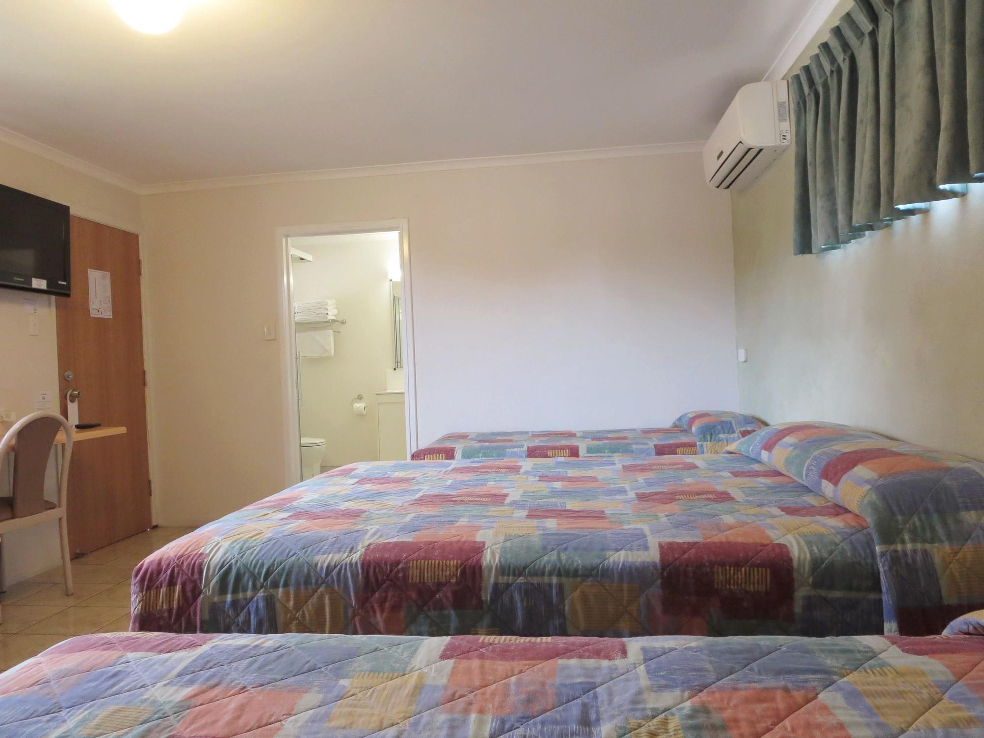 Galaxy Mackay Motor Inn Екстер'єр фото