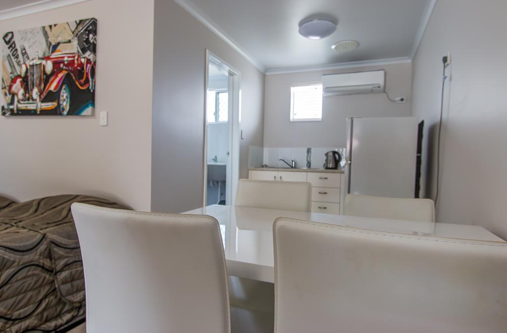 Galaxy Mackay Motor Inn Екстер'єр фото